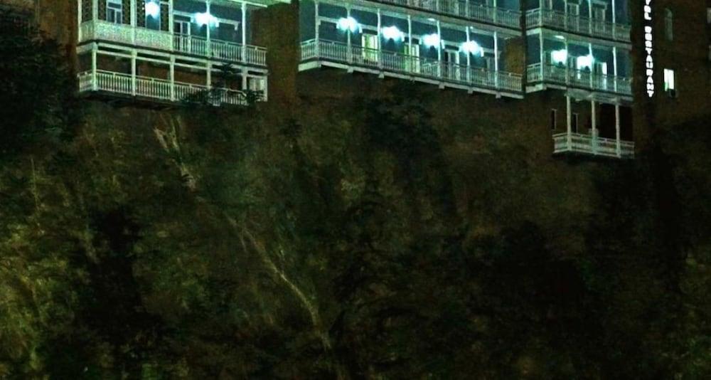 Old Metekhi Hotel Tbilisi Esterno foto
