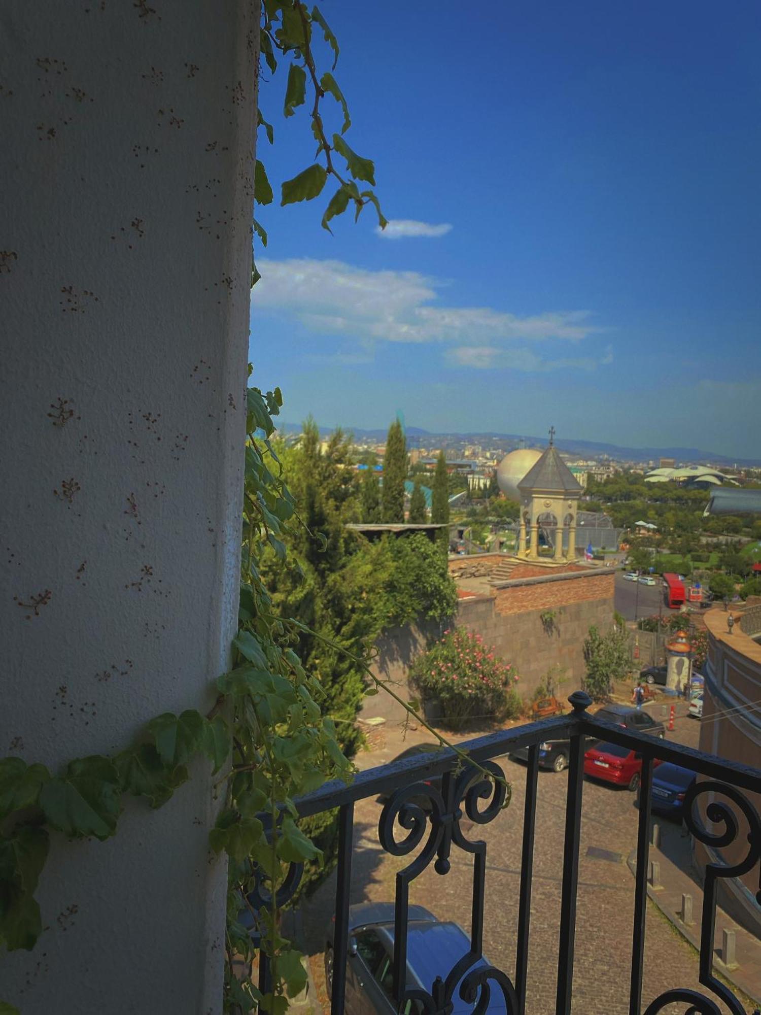 Old Metekhi Hotel Tbilisi Esterno foto